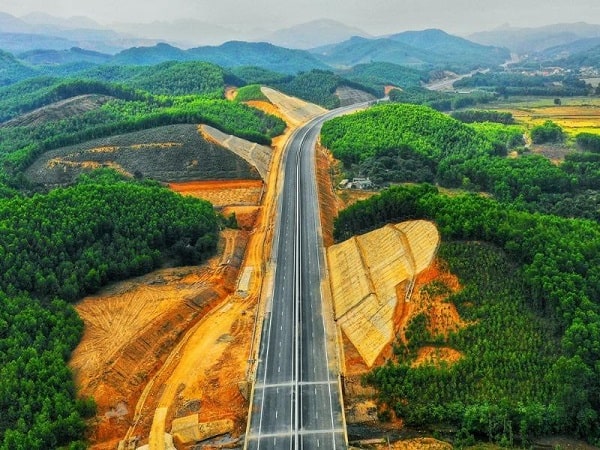 Đất nghỉ dưỡng Bảo Lộc. Cao tốc Dầu Giây - Liên Khương