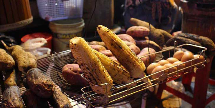 Ăn vặt Bảo Lộc. Món ăn nóng hổi giữa thời tiết se lạnh tại Bảo Lộc