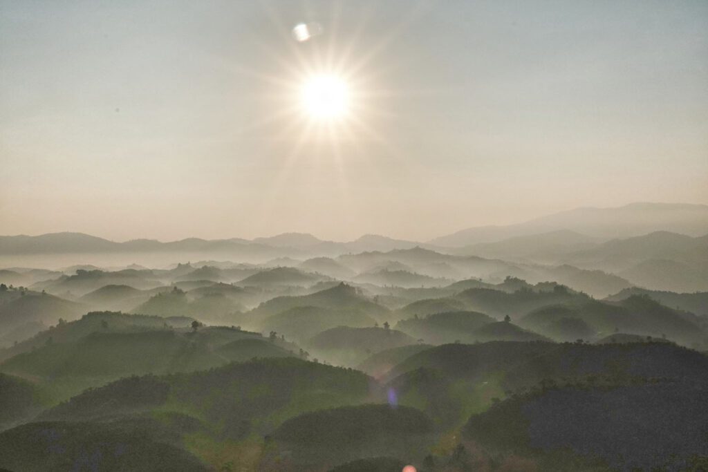 Đất nền Bảo Lôc. Đồi Bát Úp thơ mông