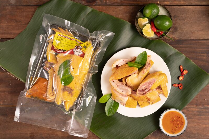 Gà ủ muối Bảo Lộc. Thành phẩm gà ủ muối chuẩn vị hấp dẫn