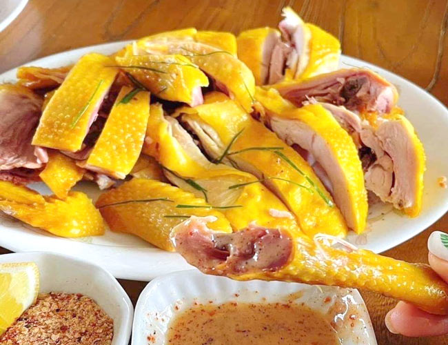 Gà ủ muối Bảo Lộc