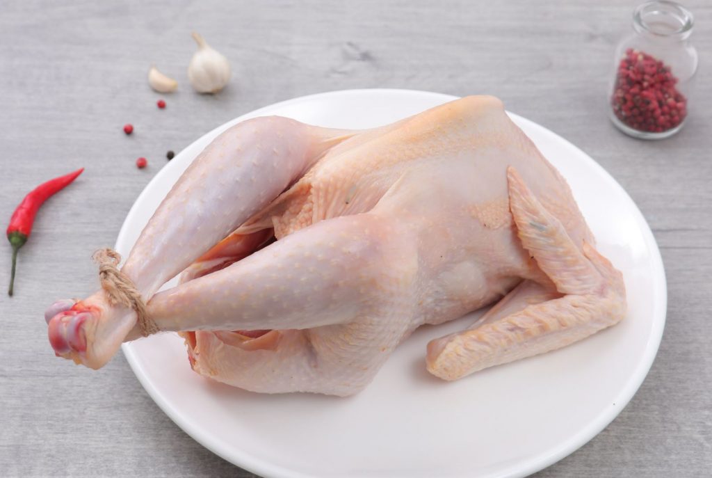 Gà ủ muối Bảo Lộc. Gà ta thả vườn béo mập săn chắc