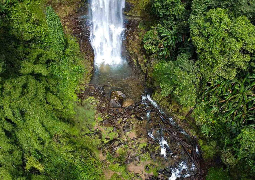 thac-nuoc-dep-nhat-tai-bao-loc